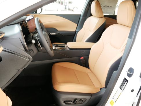 New 2026 Lexus RX 350h image 2