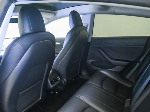 Used 2022 Tesla Model 3 RWD image 18