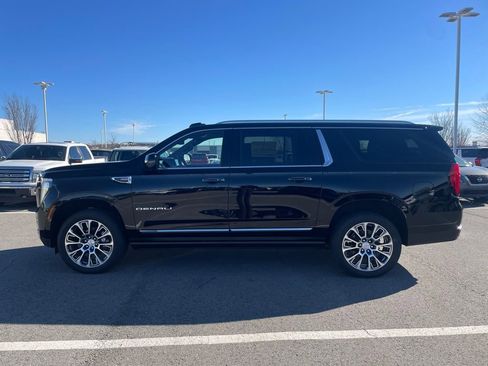 New 2026 GMC Yukon XL Denali w/ Sun & Power Step Package image 4