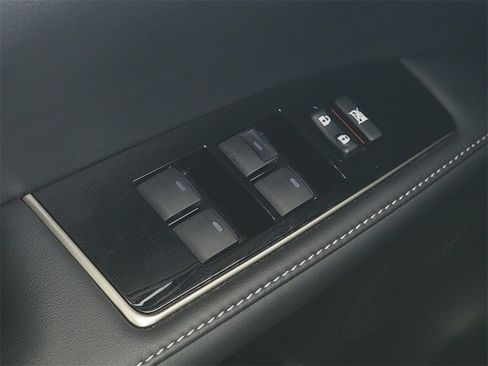 Used 2016 Lexus ES 350 w/ Premium Package w/Wood Trim image 34