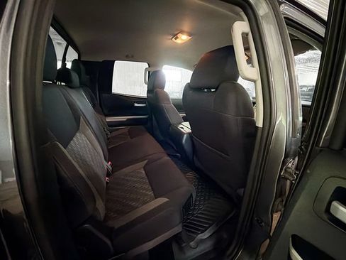 Used 2019 Toyota Tundra SR5 AWD/4WD image 11