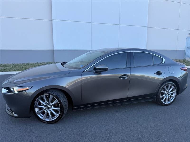 Used 2019 MAZDA MAZDA3 Sedan w/ Premium Package FWD image 4