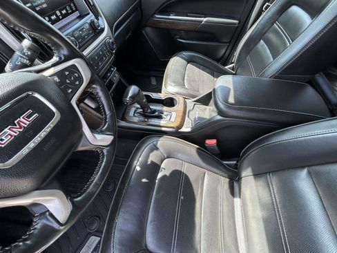 Used 2018 GMC Canyon Denali image 10