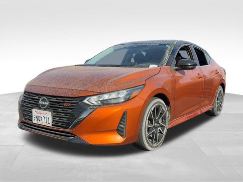 Used 2024 Nissan Sentra SR FWD image 1
