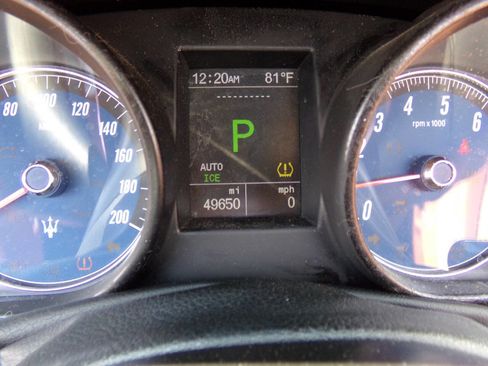 Used 2015 Maserati GranTurismo Convertible image 76