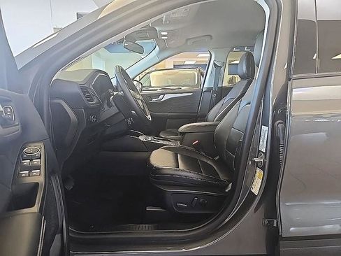 Used 2022 Ford Escape SEL image 12