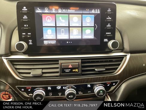 Used 2019 Honda Accord Touring image 31