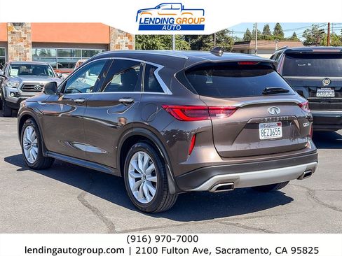 Used 2019 INFINITI QX50 Essential w/ Premium Audio Package AWD/4WD image 2