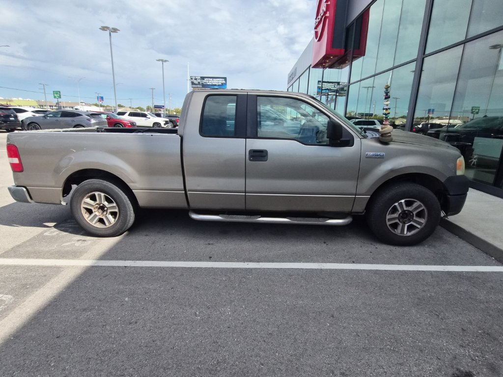 Used 2005 Ford F150 STX RWD image 4