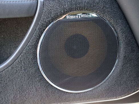 Used 2011 Jaguar XK Coupe image 39