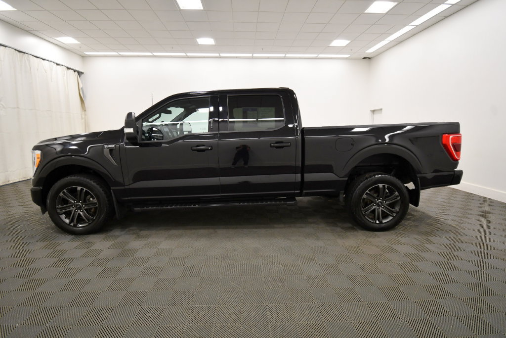 Used 2022 Ford F150 XLT w/ Equipment Group 302A High AWD/4WD image 4