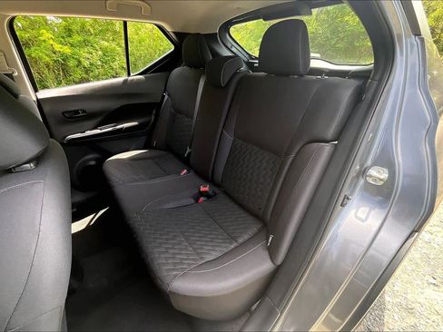 Used 2021 Nissan Kicks S FWD image 20