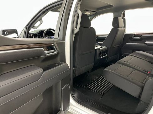 Certified 2025 Chevrolet Silverado 1500 RST AWD/4WD image 40