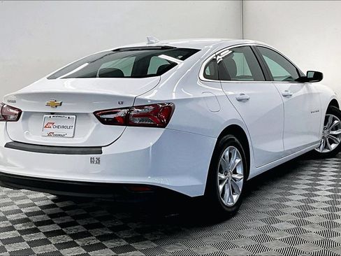 Used 2022 Chevrolet Malibu LT FWD image 12