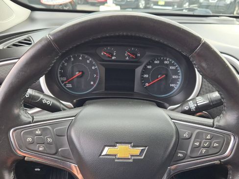 Used 2020 Chevrolet Malibu RS FWD image 34