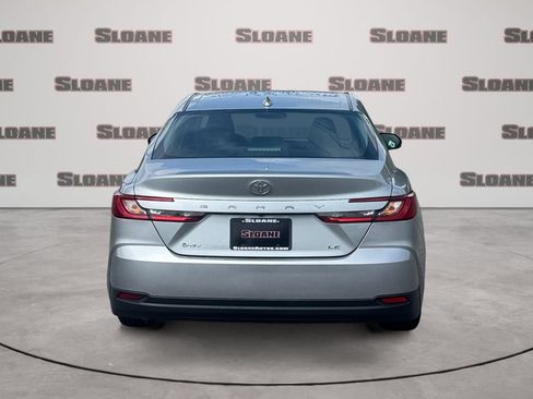 Used 2025 Toyota Camry LE FWD image 4