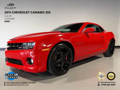 Used 2011 Chevrolet Camaro SS RWD image 1