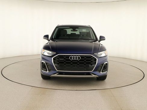 Certified 2022 Audi Q5 2.0T Premium w/ Convenience Package AWD/4WD image 11