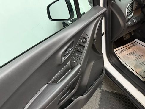 Used 2021 Chevrolet Trax LS w/ Tint and Cruise Package image 21