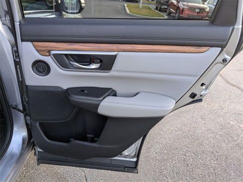 Used 2022 Honda CR-V Touring image 40