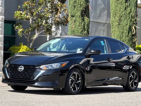 Used 2024 Nissan Sentra SV w/ All-Weather Package FWD image 8