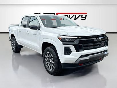 Used 2024 Chevrolet Colorado Z71 w/ Z71 Convenience Package 2