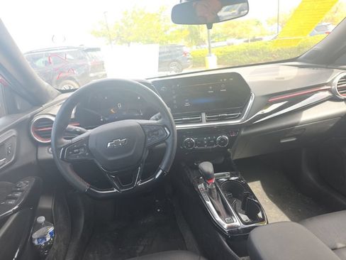 Certified 2026 Chevrolet Trax RS w/ Driver Confidence Package FWD image 21