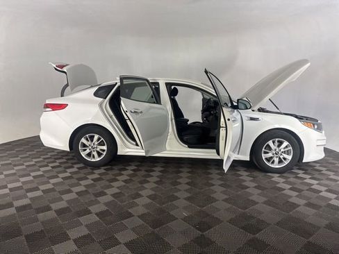 Used 2016 Kia Optima LX image 15