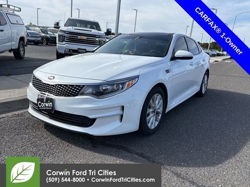 Used 2018 Kia Optima EX w/ Premium Package FWD image 3