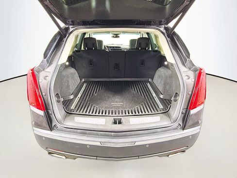 Used 2017 Cadillac XT5 Luxury AWD/4WD image 29