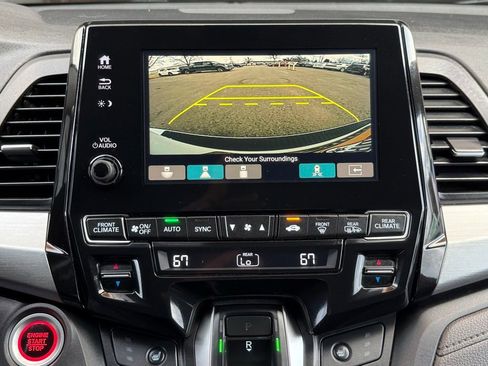 Used 2018 Honda Odyssey Touring image 40