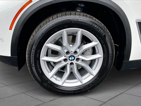 Used 2021 BMW X5 xDrive40i w/ Premium Package 3 image 9