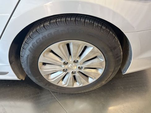Used 2016 Hyundai Sonata SE FWD image 10