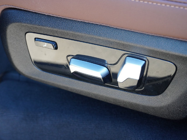 Used 2024 BMW X7 xDrive40i AWD/4WD image 31