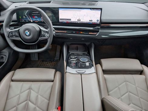 Certified 2026 BMW 530i image 16