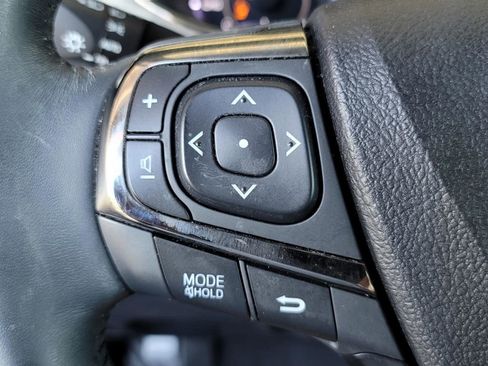 Used 2016 Toyota Avalon Limited w/ Toyota Safety Sense Package image 26