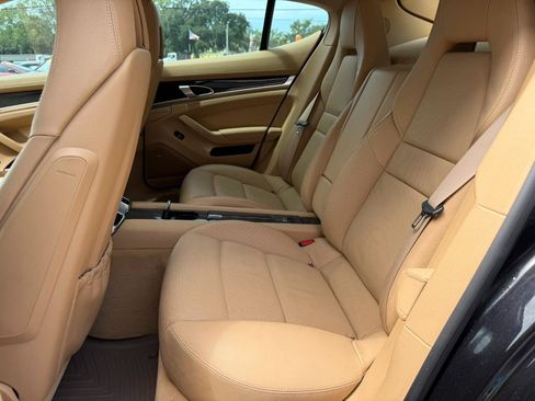Used 2010 Porsche Panamera 4S AWD/4WD image 23