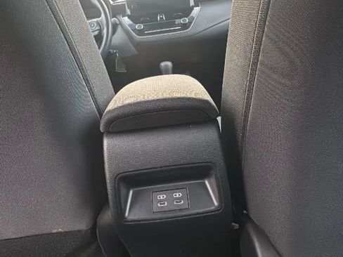 Used 2024 Toyota Corolla LE FWD image 16