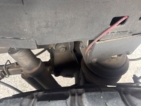 Used 2017 RAM 2500 Laramie w/ Sport Appearance Group image 13