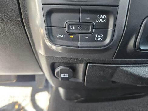 Used 2024 RAM 1500 Classic SLT image 16