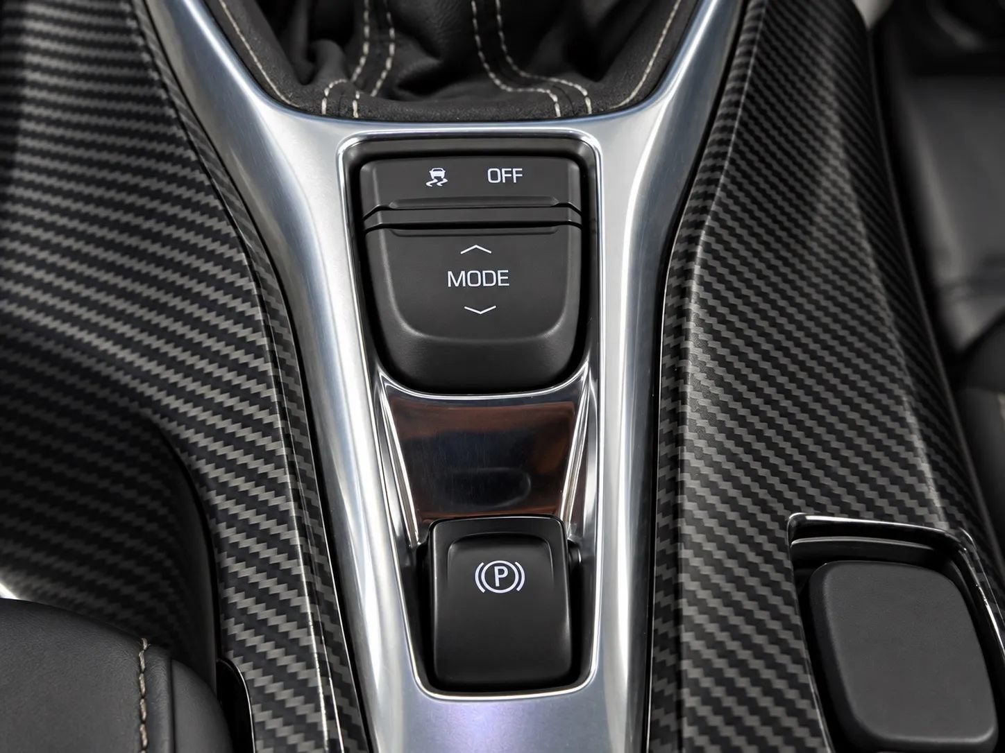 Used 2018 Chevrolet Camaro SS RWD image 40