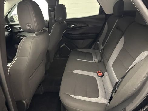 Used 2025 Chevrolet TrailBlazer LT w/ Convenience Package AWD/4WD image 19