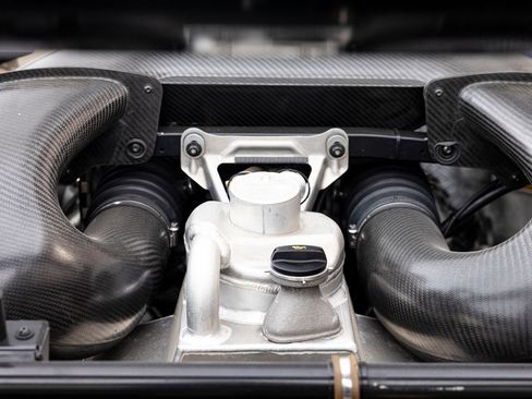 Used 2023 Lamborghini Huracan EVO RWD image 17