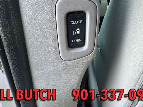 Used 2015 Honda Odyssey Touring image 21