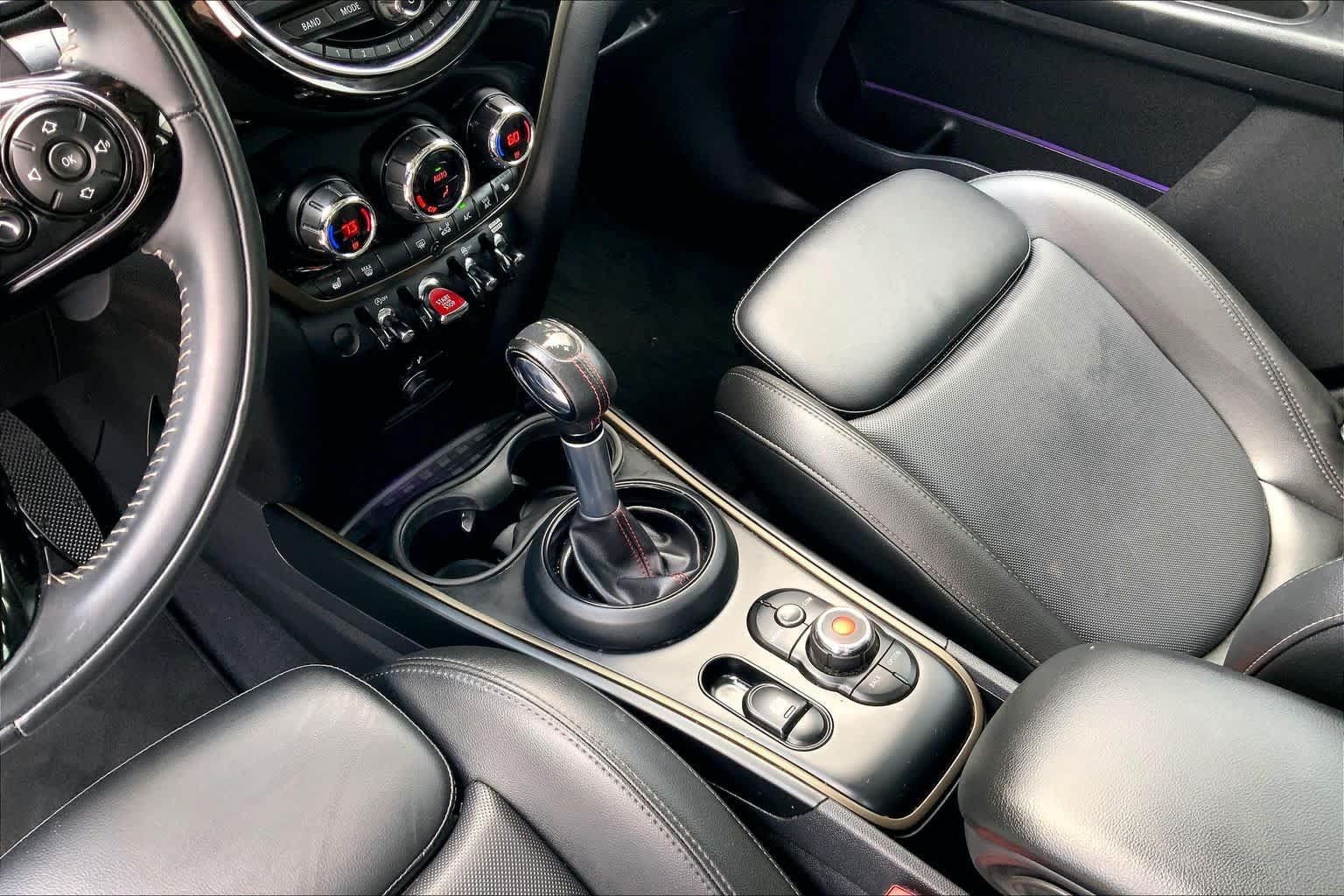 Used 2019 MINI Cooper Countryman S w/ Premium Package FWD image 16