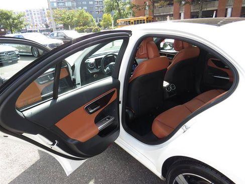 Used 2026 Mercedes-Benz C 300 4MATIC Sedan image 22