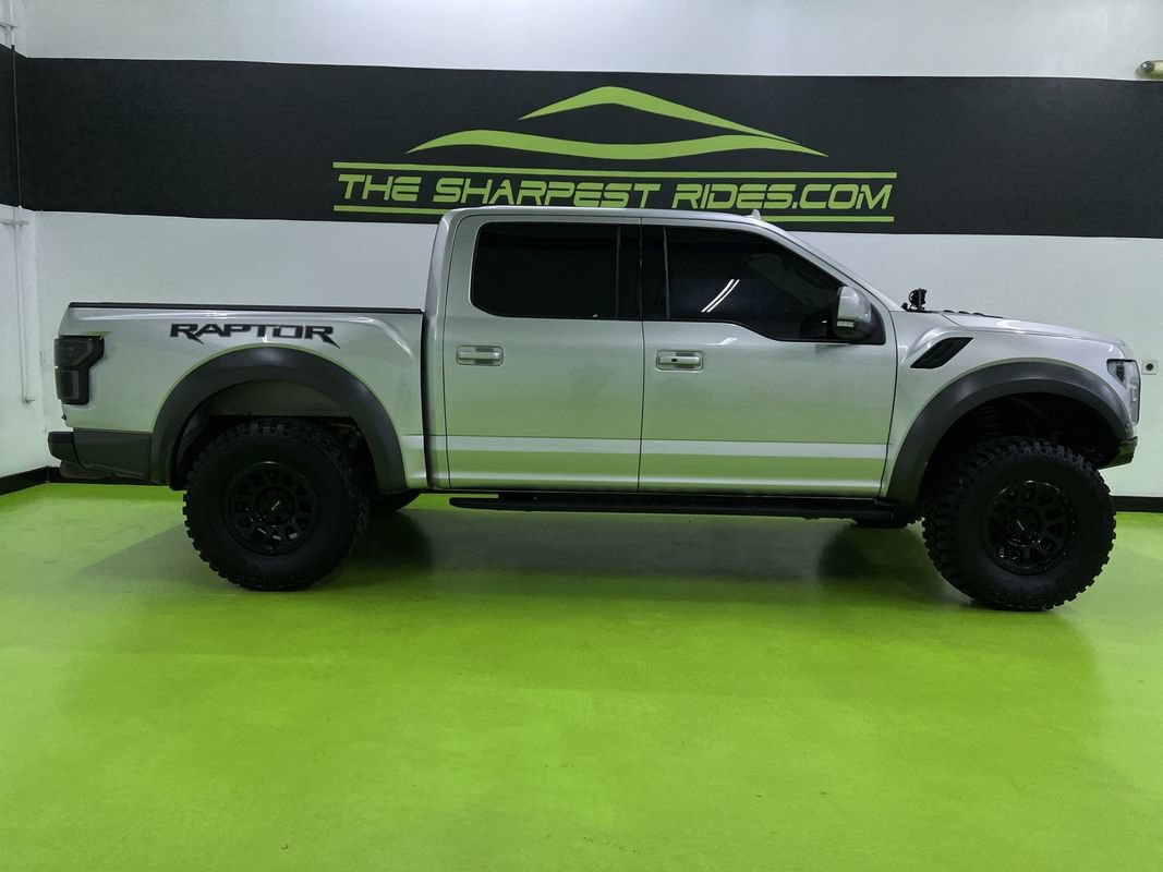 Used 2019 Ford F150 Raptor w/ Equipment Group 802A Luxury AWD/4WD image 11