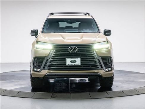 Used 2025 Lexus LX 700h Overtrail w/ Accessory Package (Z1) AWD/4WD image 7