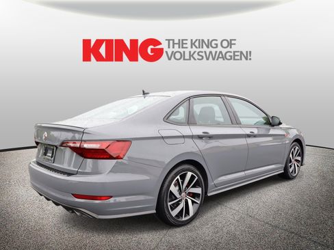 Used 2021 Volkswagen Jetta GLI Autobahn FWD image 3