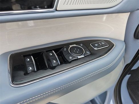 Used 2020 Lincoln Navigator Black Label image 19